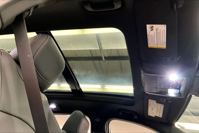 2025 Cadillac XT4 Premium Luxury AWD-Sunroof-Adaptive Cruise