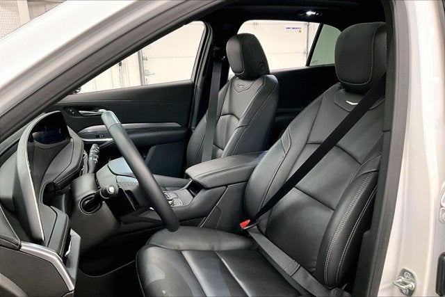 2025 Cadillac XT4 Premium Luxury AWD-Sunroof-Adaptive Cruise