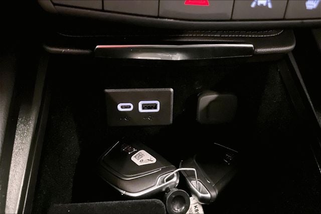 2025 Cadillac XT4 Premium Luxury AWD-Sunroof-Adaptive Cruise