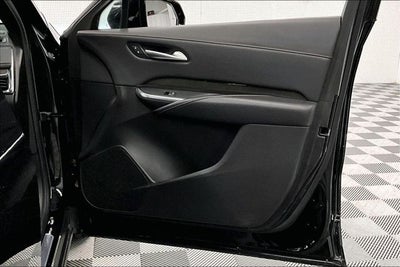 2023 Cadillac XT4 Sport Pano Roof - Blind Spot Detection - 20'' Wheels
