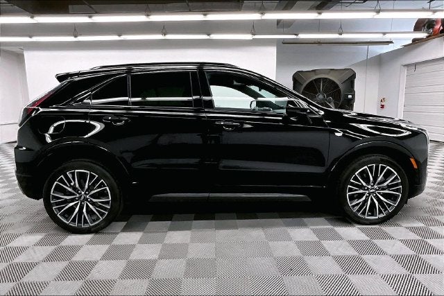 2024 Cadillac XT4 Sport AWD-Pano Roof-Htd/Cooled Massaging Leather