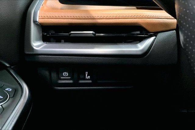 2024 Cadillac XT4 Sport AWD-Pano Roof-Htd/Cooled Massaging Leather