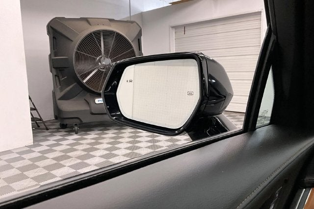 2024 Cadillac XT4 Sport AWD-Pano Roof-Htd/Cooled Massaging Leather