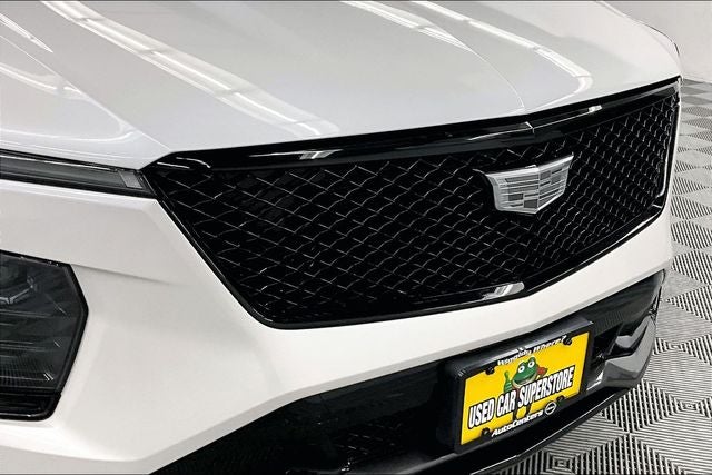 2024 Cadillac XT4 Sport