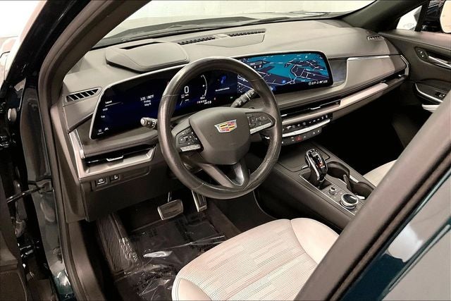 2024 Cadillac XT4 Sport AWD - Pano Roof - Htd/Cooled Massaging Leather