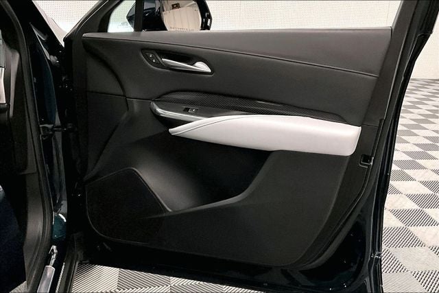 2024 Cadillac XT4 Sport AWD - Pano Roof - Htd/Cooled Massaging Leather