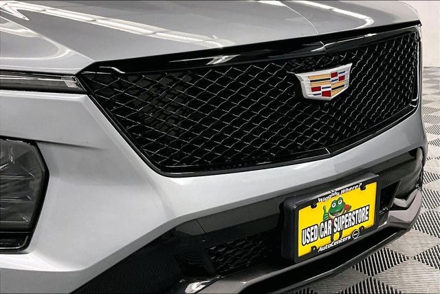2024 Cadillac XT4 Sport AWD - Pano Roof - Htd/Cooled Massaging Seats