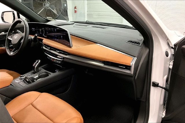 2024 Cadillac XT4 Sport AWD-Pano Roof-Htd/Cooled Massaging Leather