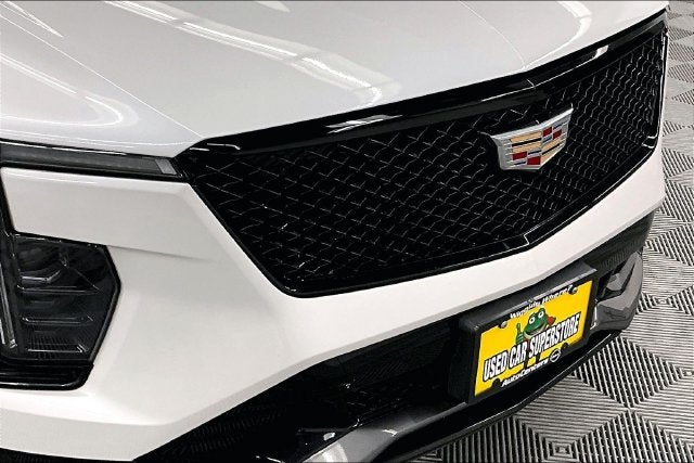 2024 Cadillac XT4 Sport AWD-Pano Roof-Htd/Cooled Massaging Leather