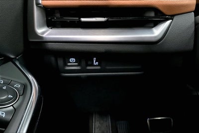 2024 Cadillac XT4 Sport AWD-Pano Roof-Htd/Cooled Massaging Leather