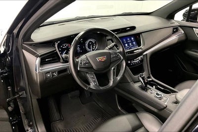 2022 Cadillac XT5 Luxury