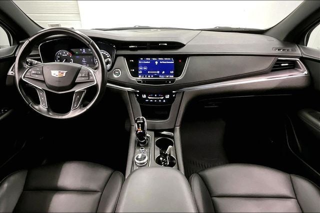 2022 Cadillac XT5 Luxury