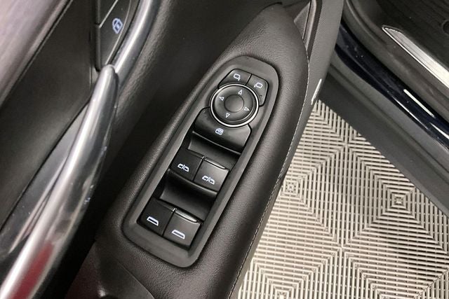 2022 Cadillac XT5 Luxury