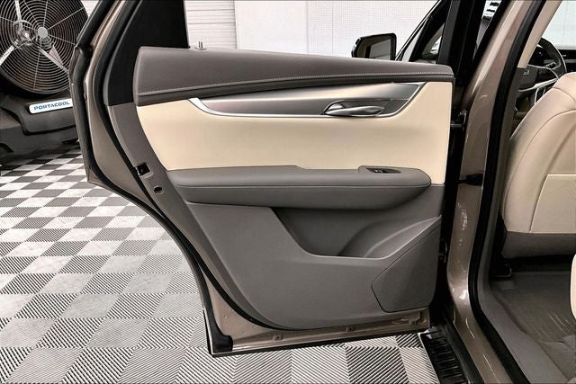 2022 Cadillac XT5 Premium Luxury AWD-Pano Roof-Htd Leather-Remote Start