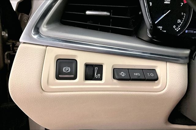 2022 Cadillac XT5 Premium Luxury AWD-Pano Roof-Htd Leather-Remote Start
