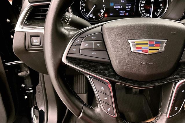 2022 Cadillac XT5 Premium Luxury