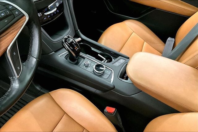 2024 Cadillac XT5 Premium Luxury AWD-Pano Roof-Adaptive Cruise-Htd Leather