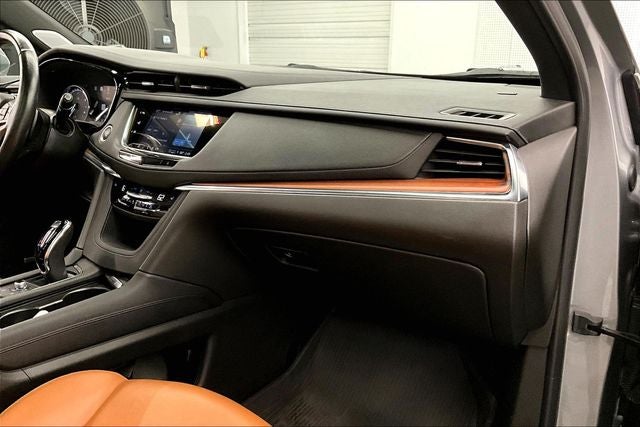 2024 Cadillac XT5 Premium Luxury AWD-Pano Roof-Adaptive Cruise-Htd Leather