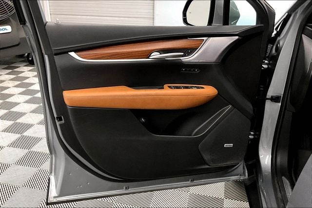 2024 Cadillac XT5 Premium Luxury AWD-Pano Roof-Adaptive Cruise-Htd Leather