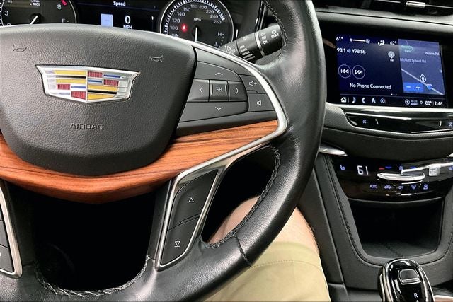 2024 Cadillac XT5 Premium Luxury AWD-Pano Roof-Adaptive Cruise-Htd Leather