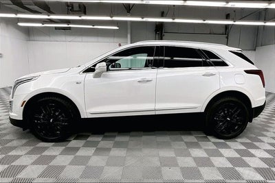 2022 Cadillac XT5 Premium Luxury