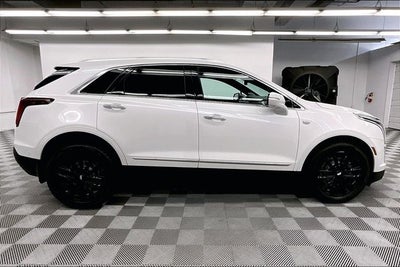 2022 Cadillac XT5 Premium Luxury