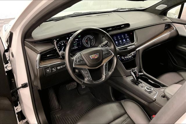 2022 Cadillac XT5 Premium Luxury