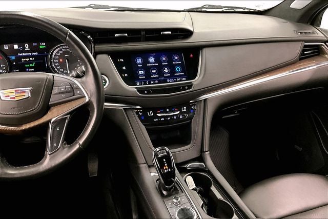 2022 Cadillac XT5 Premium Luxury