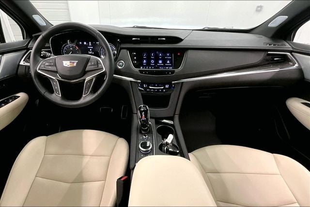 2025 Cadillac XT5 Sport AWD-Pano Roof-Adaptive Cruise-Htd/Cooled Leather