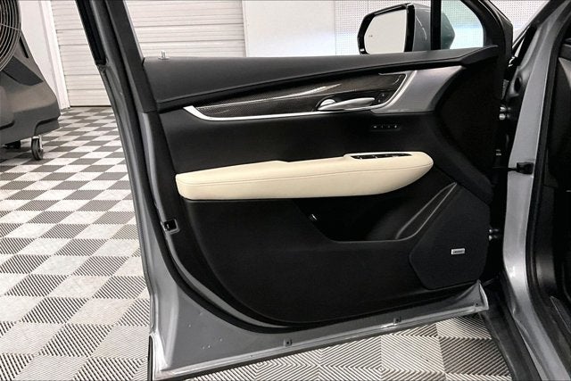 2025 Cadillac XT5 Sport AWD-Pano Roof-Adaptive Cruise-Htd/Cooled Leather