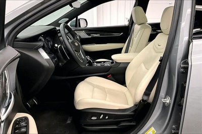 2025 Cadillac XT5 Sport AWD-Pano Roof-Adaptive Cruise-Htd/Cooled Leather