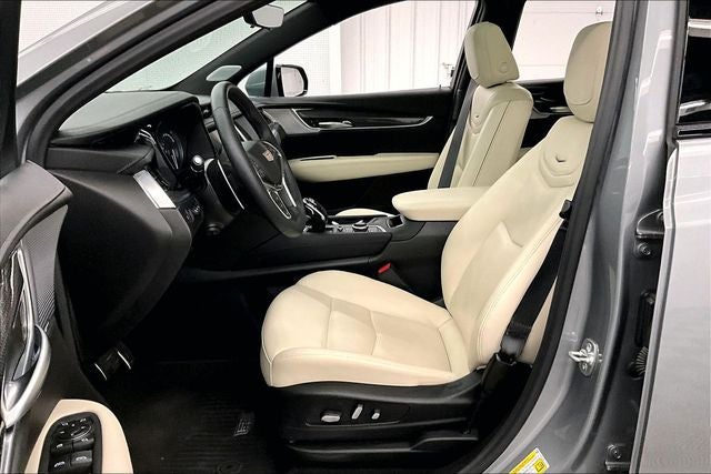 2025 Cadillac XT5 Sport AWD-Pano Roof-Adaptive Cruise-Htd/Cooled Leather