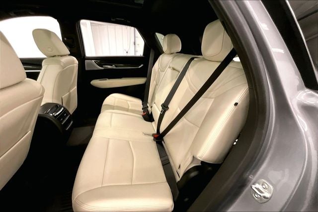 2025 Cadillac XT5 Sport AWD-Pano Roof-Adaptive Cruise-Htd/Cooled Leather