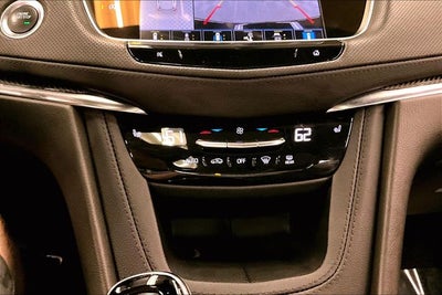 2022 Cadillac XT5 Sport AWD-Pano Roof-Adaptive Cruise-Htd Leather