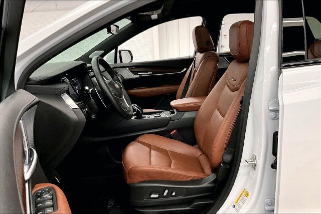 2025 Cadillac XT5 Sport AWD-Panoramic Roof-Adaptive Cruise