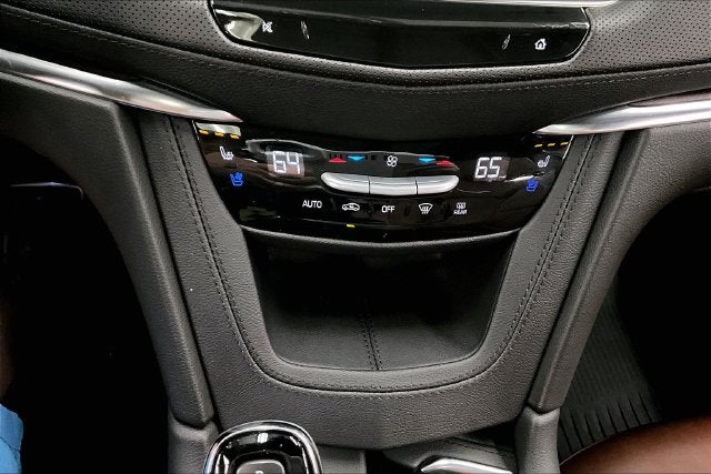 2025 Cadillac XT5 Sport AWD-Panoramic Roof-Adaptive Cruise