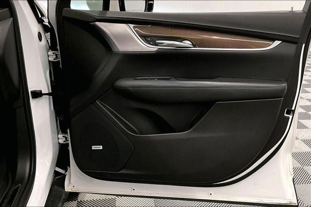 2022 Cadillac XT5 Sport AWD-Onyx Pkg-Pano Roof-Adaptive Cruise