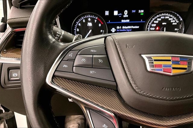 2022 Cadillac XT5 Sport AWD-Onyx Pkg-Pano Roof-Adaptive Cruise