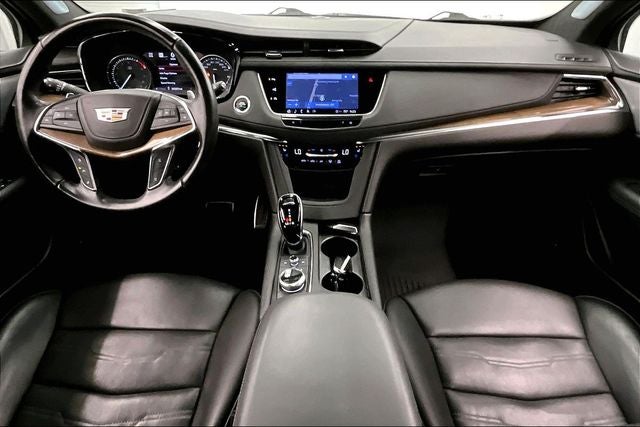2022 Cadillac XT5 Sport AWD-Pano Roof-Htd/Cooled Leather-20'' Wheels
