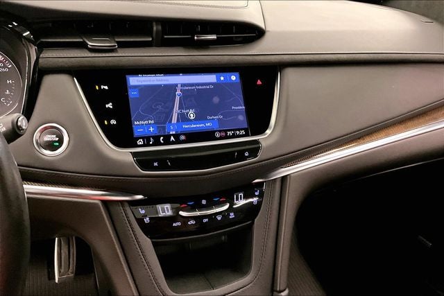 2022 Cadillac XT5 Sport AWD-Pano Roof-Htd/Cooled Leather-20'' Wheels