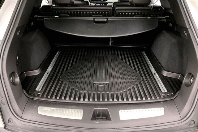 2022 Cadillac XT5 Sport AWD-Pano Roof-Htd/Cooled Leather-20'' Wheels