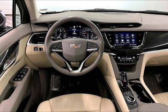 2022 Cadillac XT6 Premium Luxury