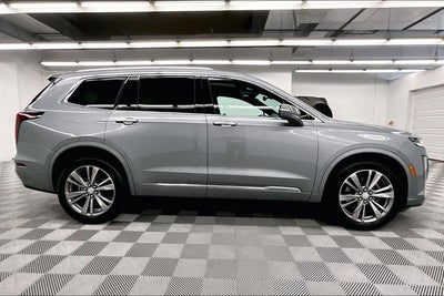 2025 Cadillac XT6 Premium Luxury Pano Roof - Htd/Cooled Leather - 20'' Wheels