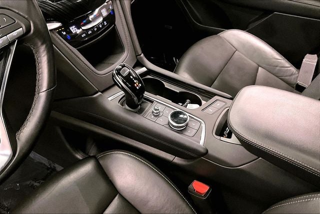 2025 Cadillac XT6 Premium Luxury Pano Roof - Htd/Cooled Leather - 20'' Wheels