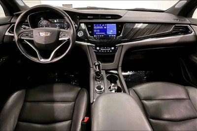 2025 Cadillac XT6 Premium Luxury Pano Roof - Htd/Cooled Leather - 20'' Wheels