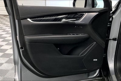 2025 Cadillac XT6 Premium Luxury Pano Roof - Htd/Cooled Leather - 20'' Wheels