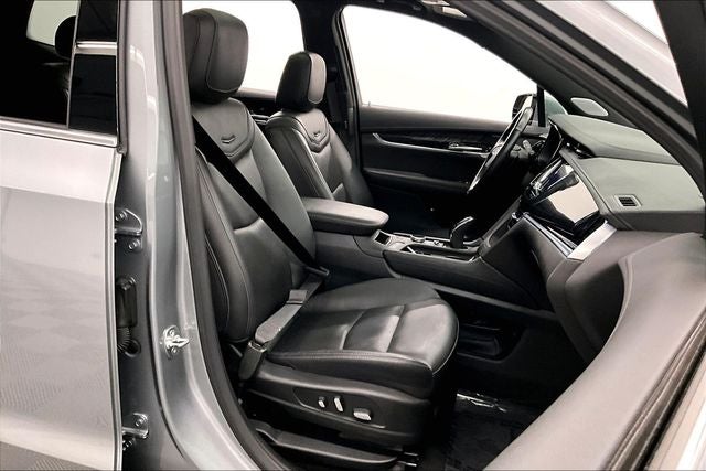2025 Cadillac XT6 Premium Luxury Pano Roof - Htd/Cooled Leather - 20'' Wheels