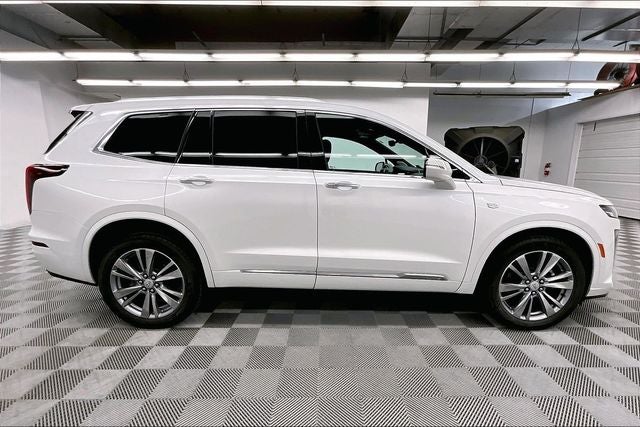 2023 Cadillac XT6 Premium Luxury AWD-Pano Roof-Htd/Cooled Leather-20'' Wheels