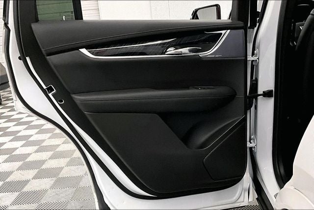 2023 Cadillac XT6 Premium Luxury AWD-Pano Roof-Htd/Cooled Leather-20'' Wheels
