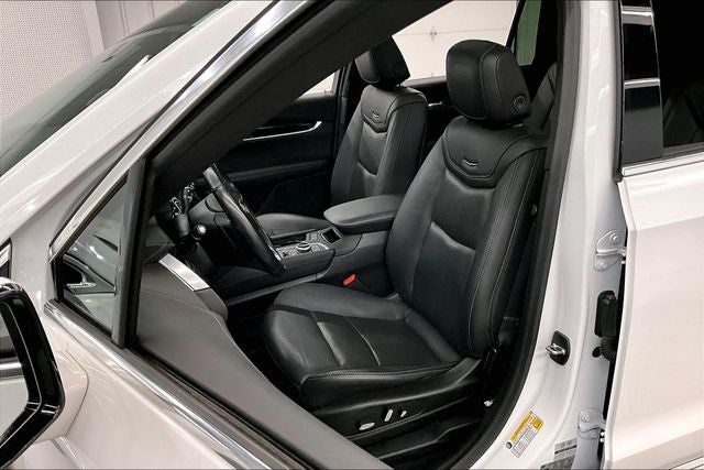 2023 Cadillac XT6 Premium Luxury AWD-Pano Roof-Htd/Cooled Leather-20'' Wheels
